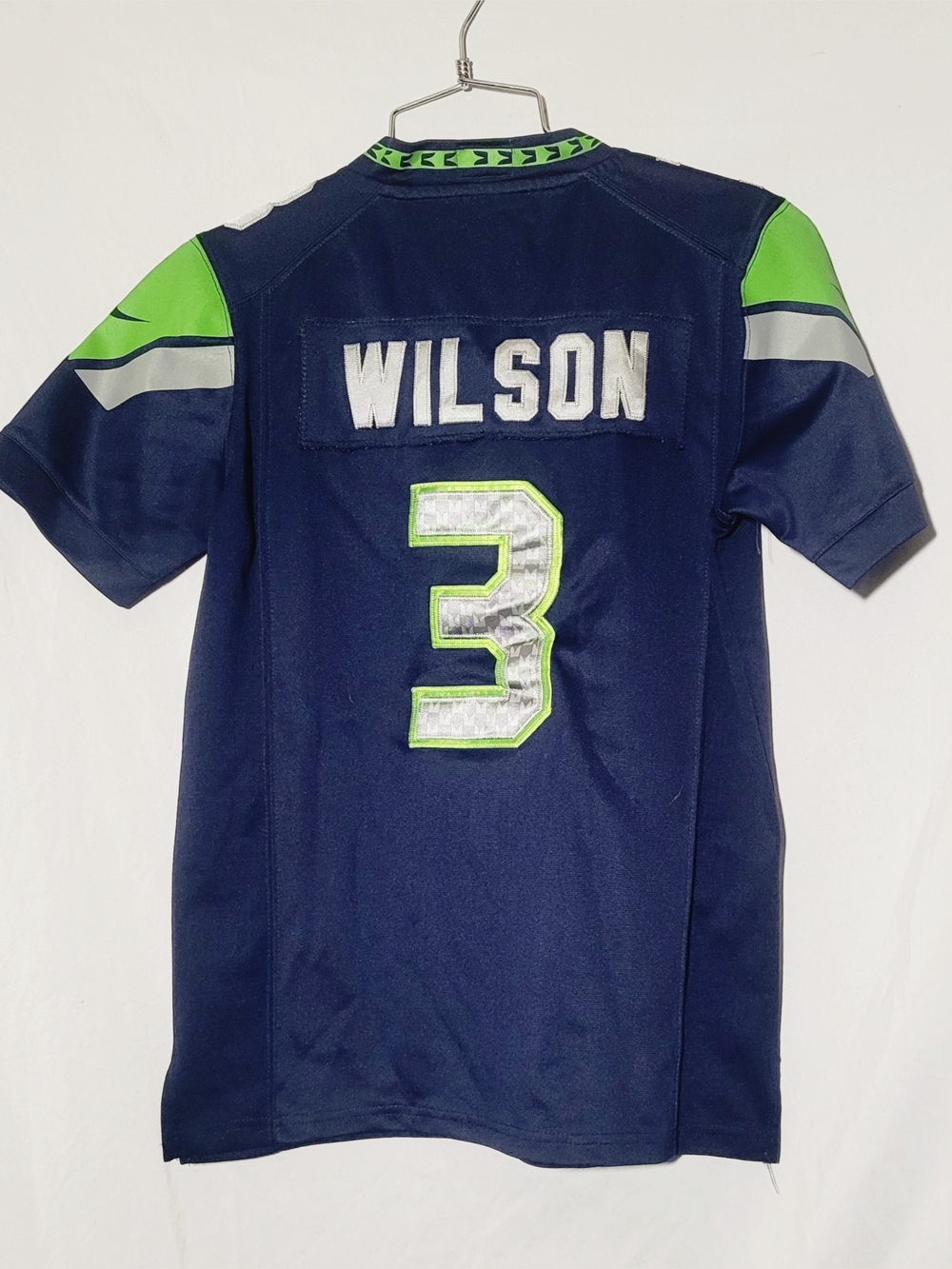 Nike Seattle Seahawks #3 Wilson Women's Jersey - Picture 3 of 3